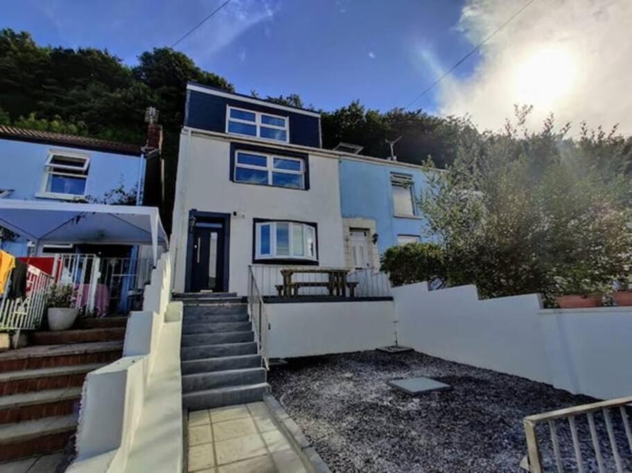 The Clifton - Mumbles - Seaview - By Tifa Stays מראה חיצוני תמונה